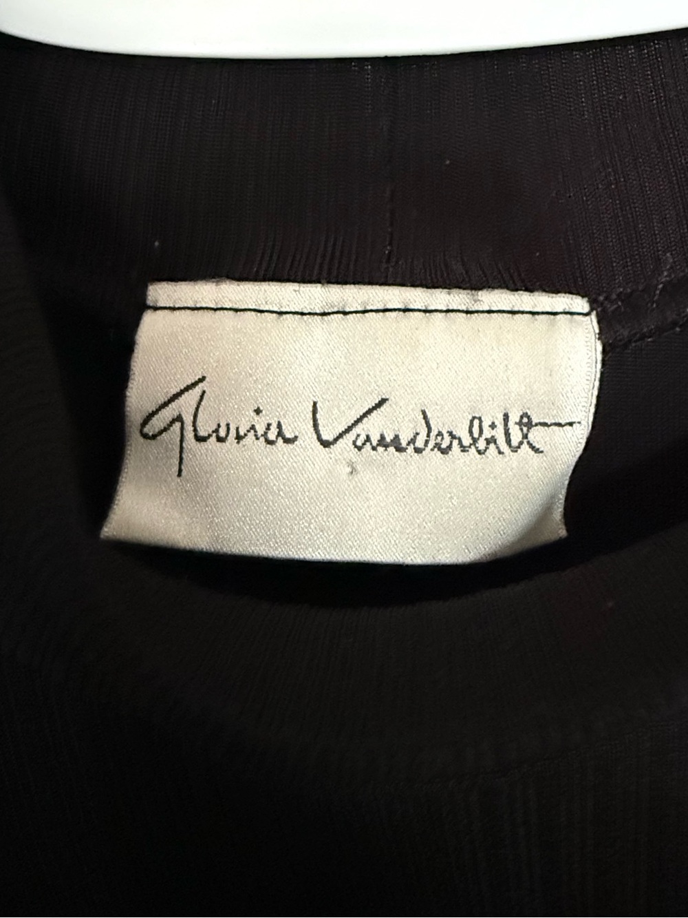 Gloria Vanderbilt Black Short Sleeve Crew Neck Shirt